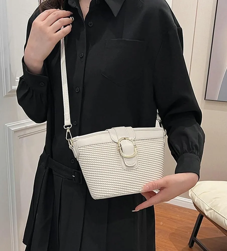 Cute 2025 Designer PU Leather Shoulder Crossbody Handbag for Womens Small Totes Satchel Clutch