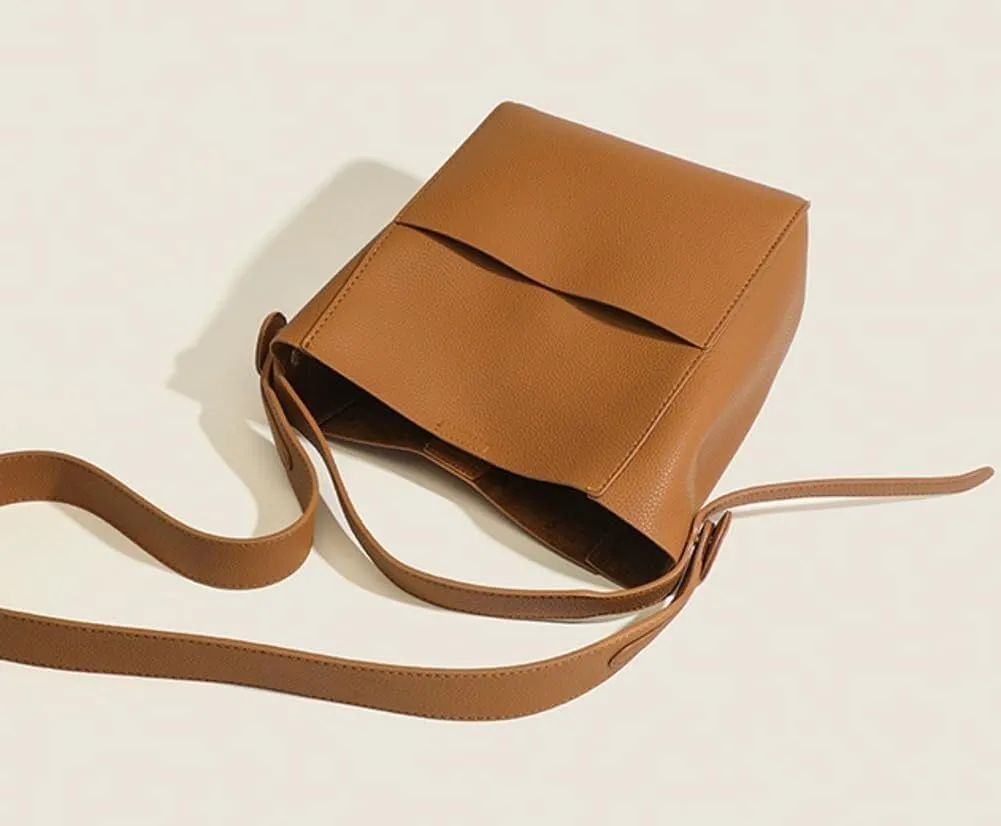 Designer PU Leather Large Hobo Bucket Tote Shoulder & Crossbody Bag with Top Handle for Women's Daily and Travel Needs