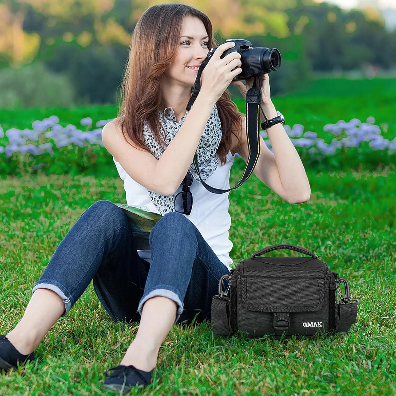 GMAK Small Camera Carrying Bag for Photographers, Anti-shock Camera Shoulder Bags with Water-resistant Rain Cover, Camera Case Compatible for DSLR/SLR/Mirrorless Camera, 7.3'' × 4.2'' × 5.7'', Black