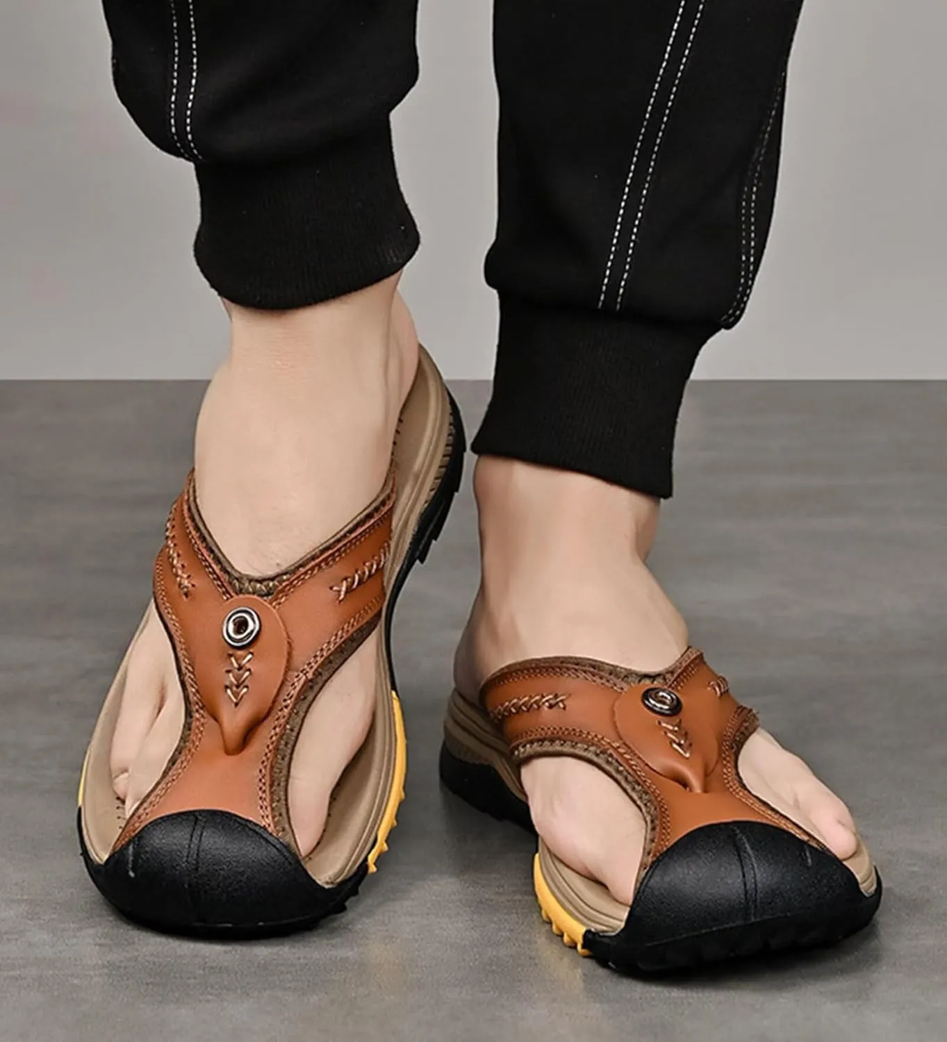 HNVAVQ Mens Closed Toe Flip Flops Leather Walking Sandals Sport Slippers Waterproof Beach Shoes