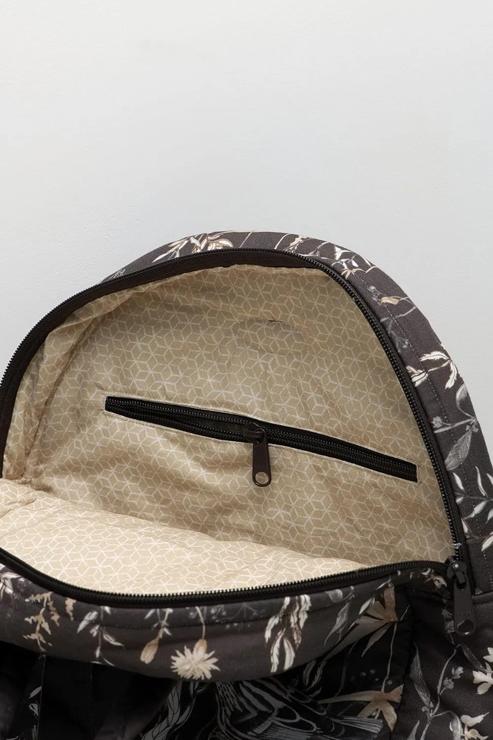 Maison d' Hermine Backpack Cotton Shoulder Backpack with Small Pouch Lightweight Bag for Travel Work Beach Perfect for Women & Men (Meadow Florals)