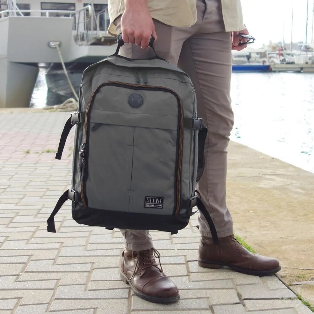 Metz Travel Backpack for Women and Men Carry on Luggage Sized 22x14x9 (Apache)