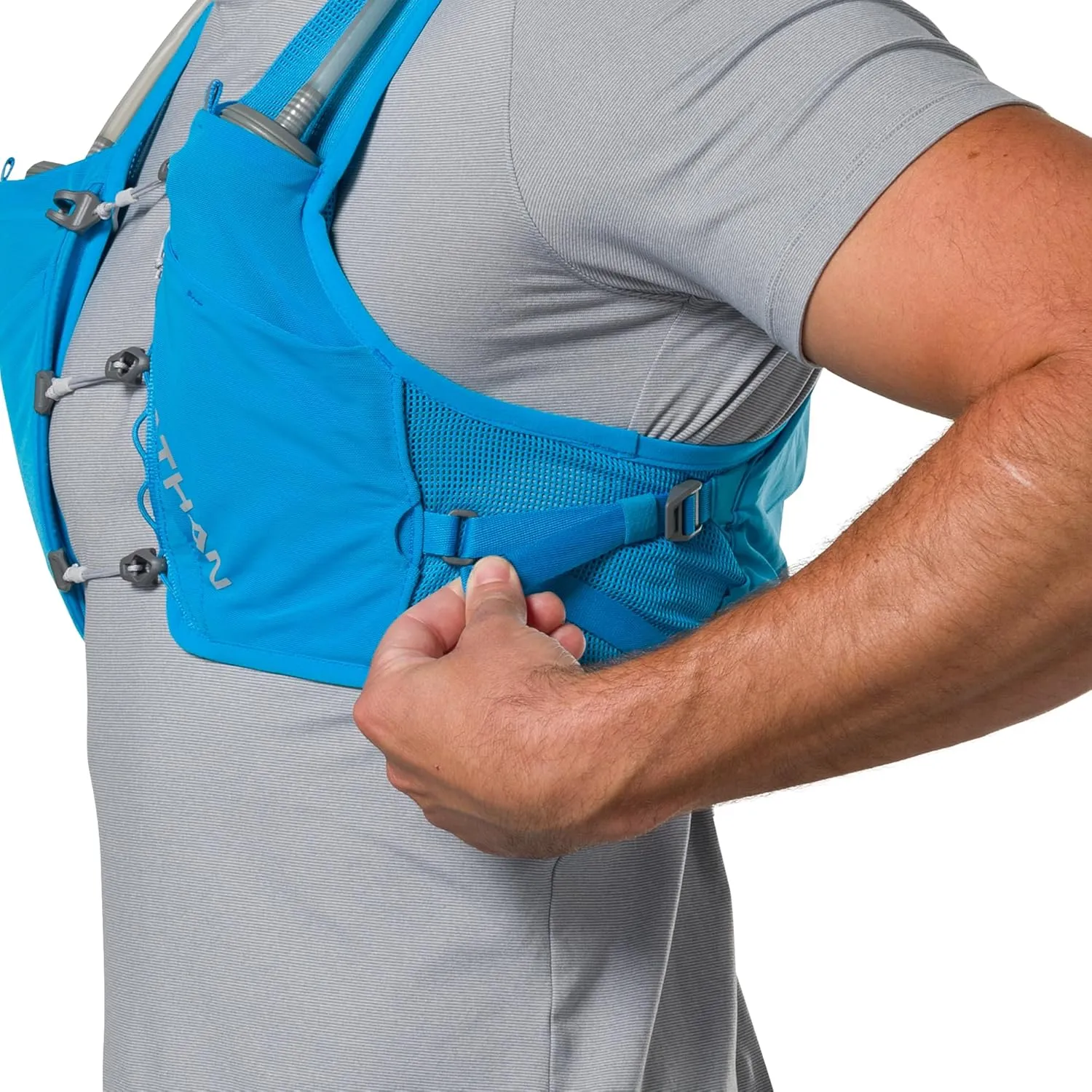 Nathan Hydration Vest - Lightweight, Quick-Fit Fix, Reflective, 4L Storage, Six Pockets, Two 14oz Flasks, Pinnacle Breeze