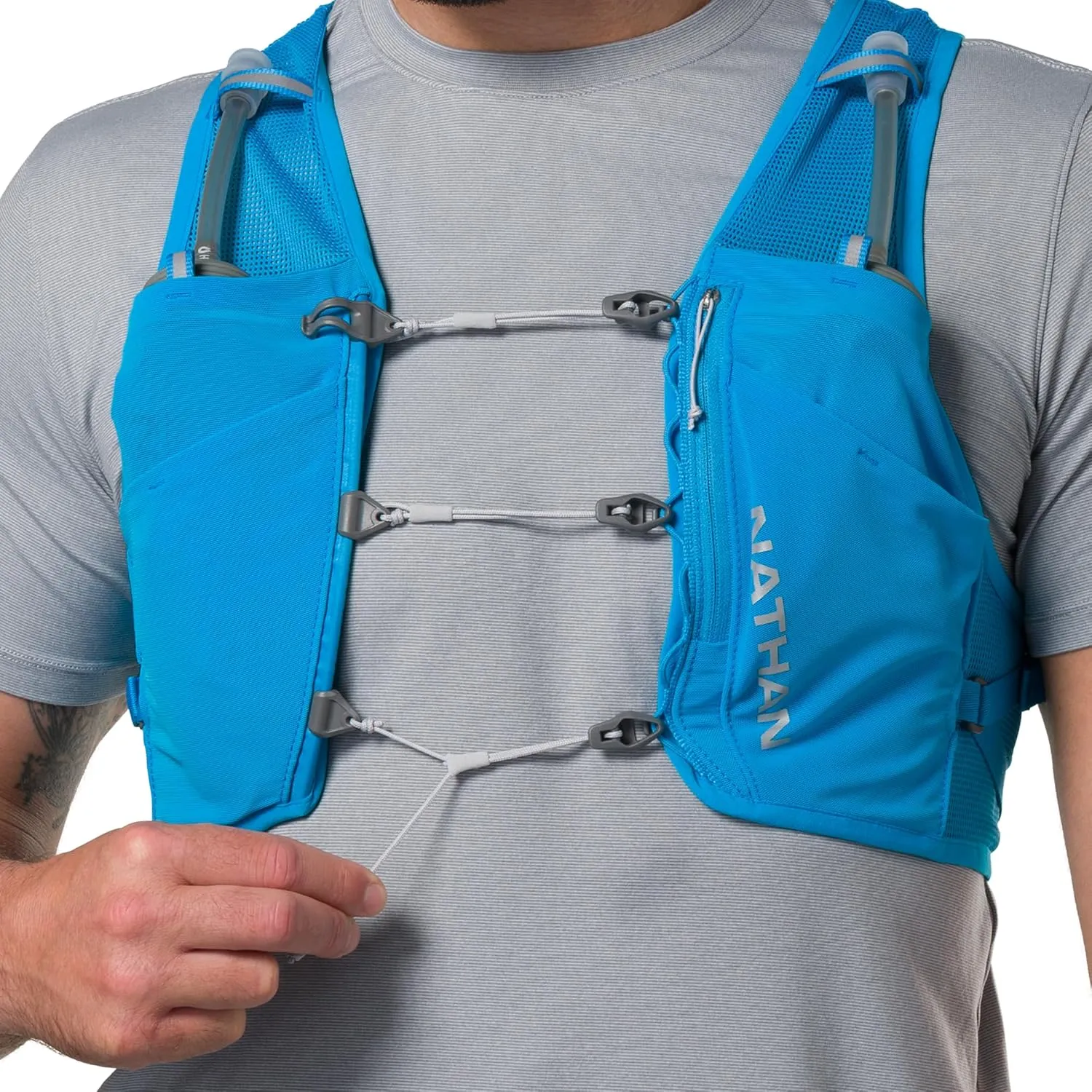 Nathan Hydration Vest - Lightweight, Quick-Fit Fix, Reflective, 4L Storage, Six Pockets, Two 14oz Flasks, Pinnacle Breeze