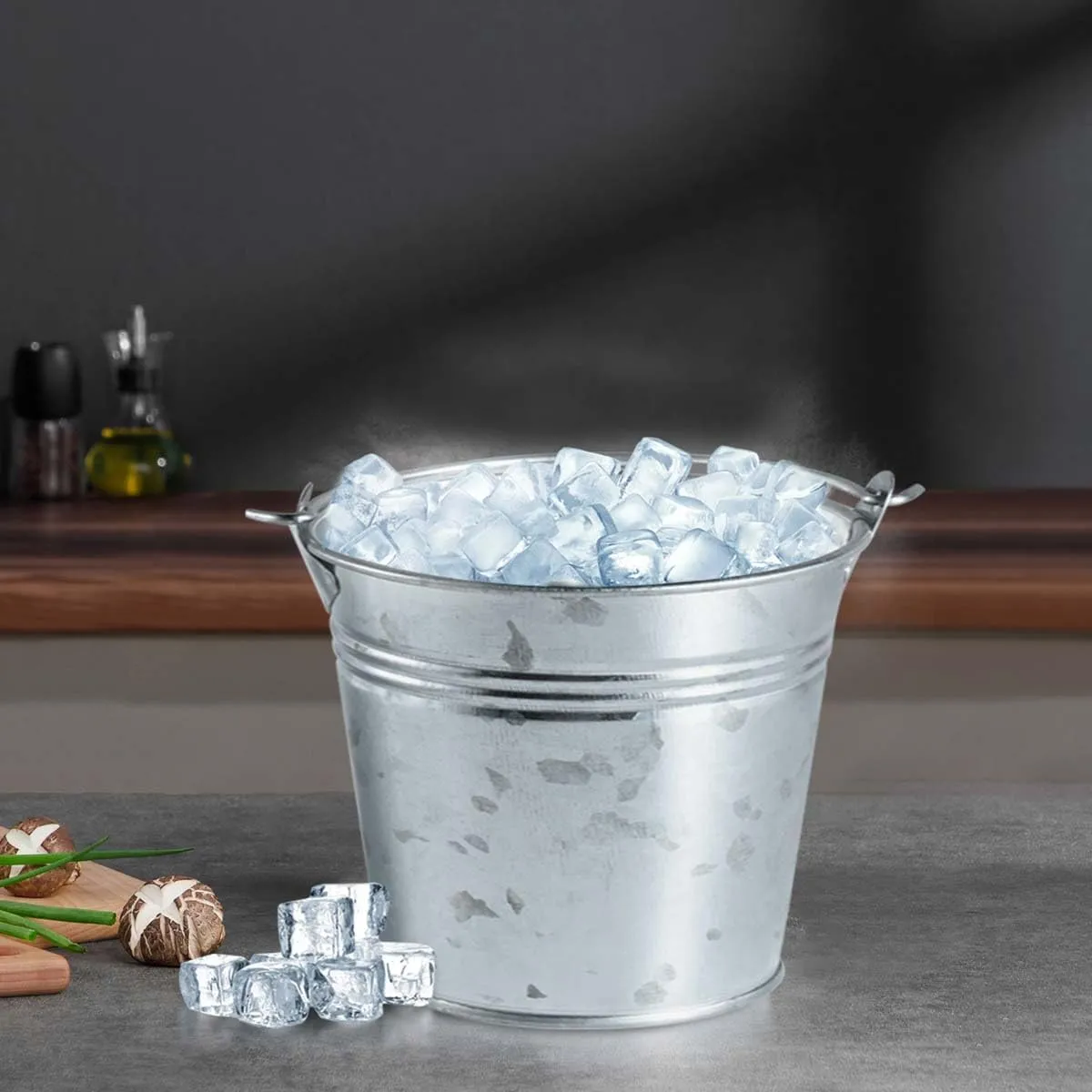 OBTANIM 8 Pack Galvanized Metal Buckets with Handle Ice Pails for Plants, Succulents, Party Favors Organizing, Rustic Home Decor or Classrooms Pencil Storage (7 x 5.1 inch)