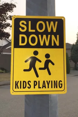 Rockmount Electronics (4 Pack) Reflective Rust Free Aluminium Sign Large 14" X 10" - Slow Down Kids Playing - Safety Alert Aluminum Metal Warning Sign