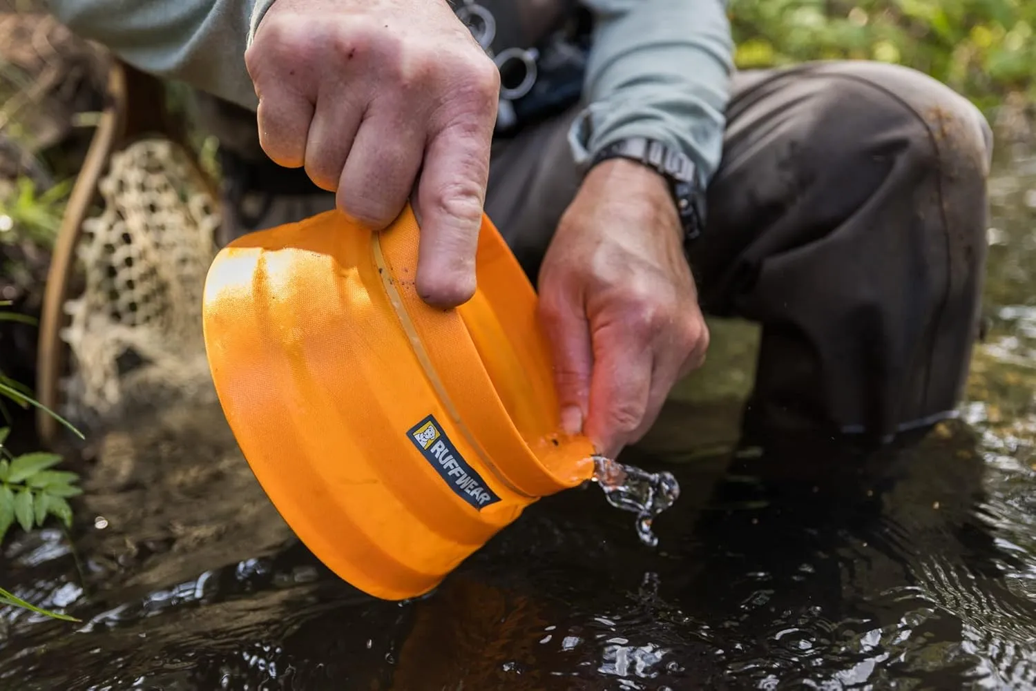 Ruffwear, Bivy Bowl Collapsible Ultralight and Packable Dog Bowl, Salamander Orange, Medium