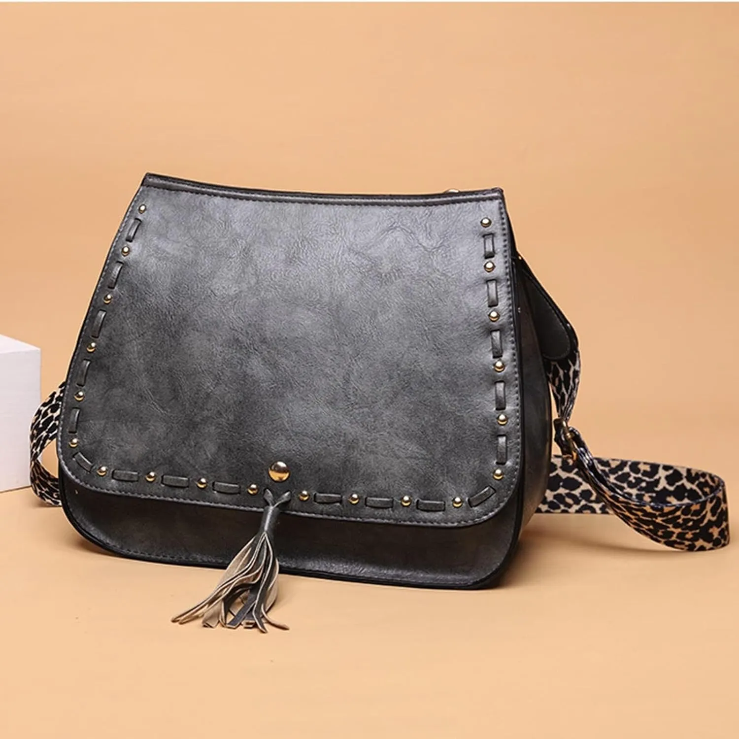 Tassel Design Handbags Vintage Satchel Purse Women Shoulder Crossbody Purse with Wide Guitar Strap