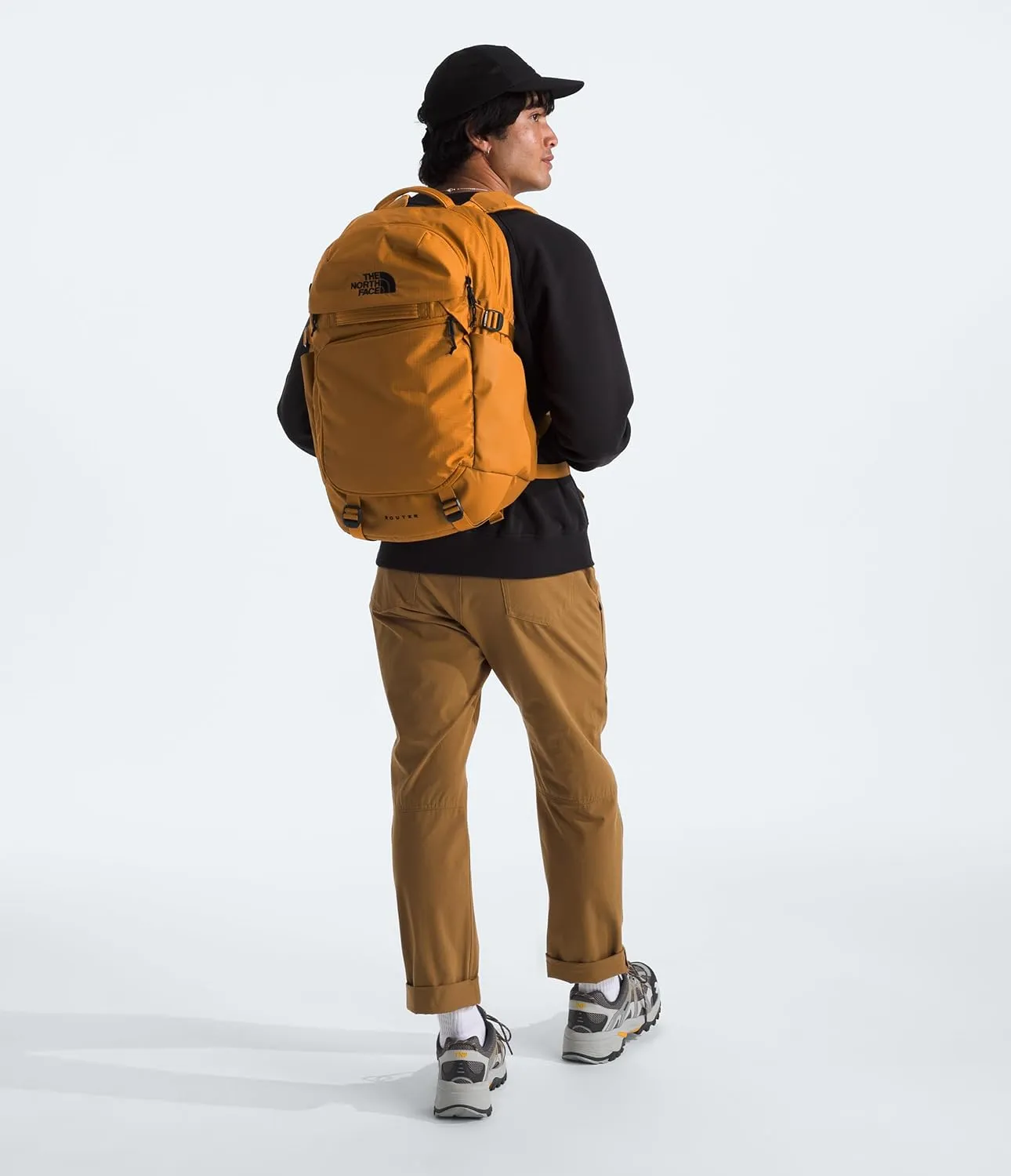THE NORTH FACE Router Everyday Laptop Backpack, Timber Tan, One Size