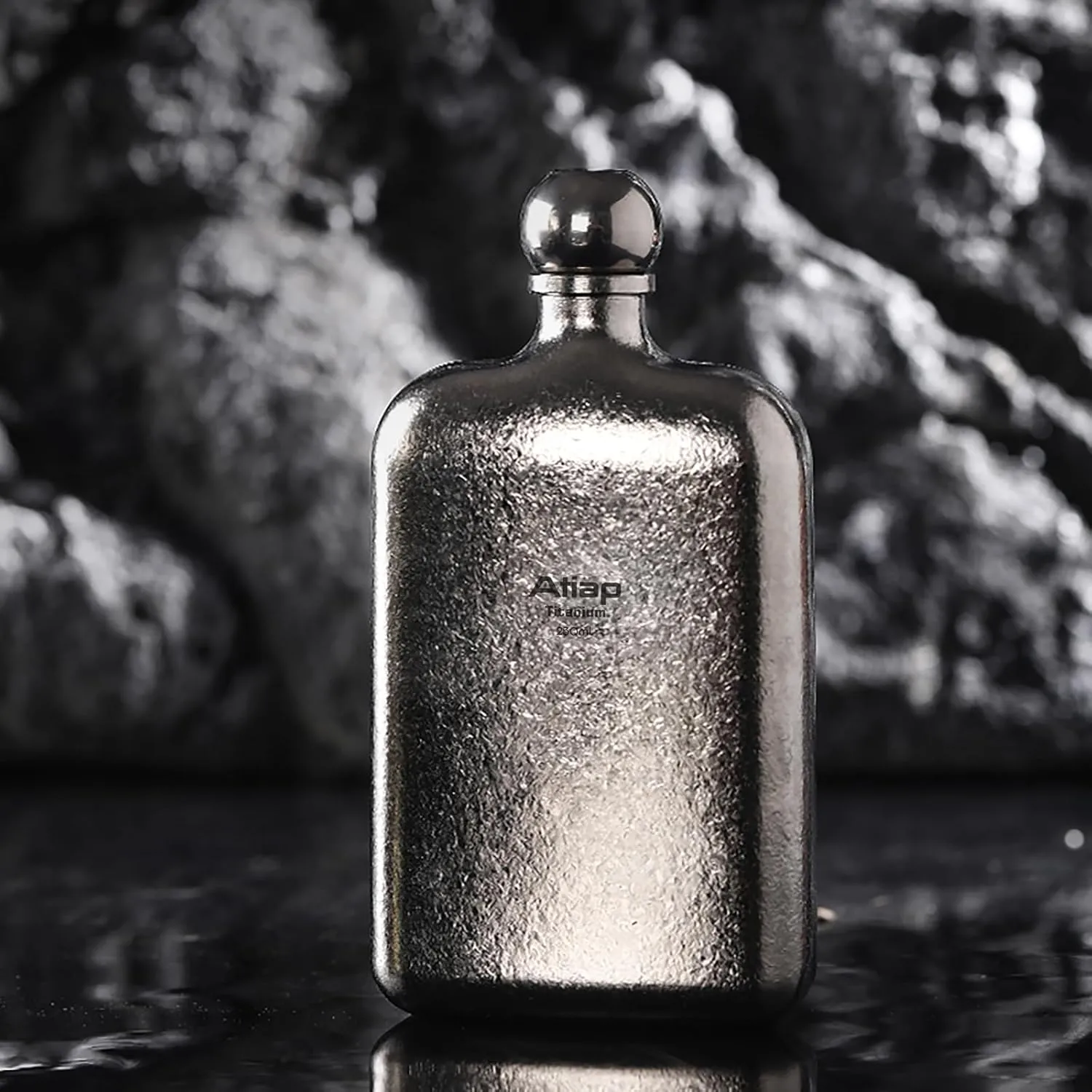 Titanium Hip Flask Portable Leak Proof Wine Pot Flagon Drinking Cup with Cap for Outdoor Camping Hiking (Ice flower, 230ml)
