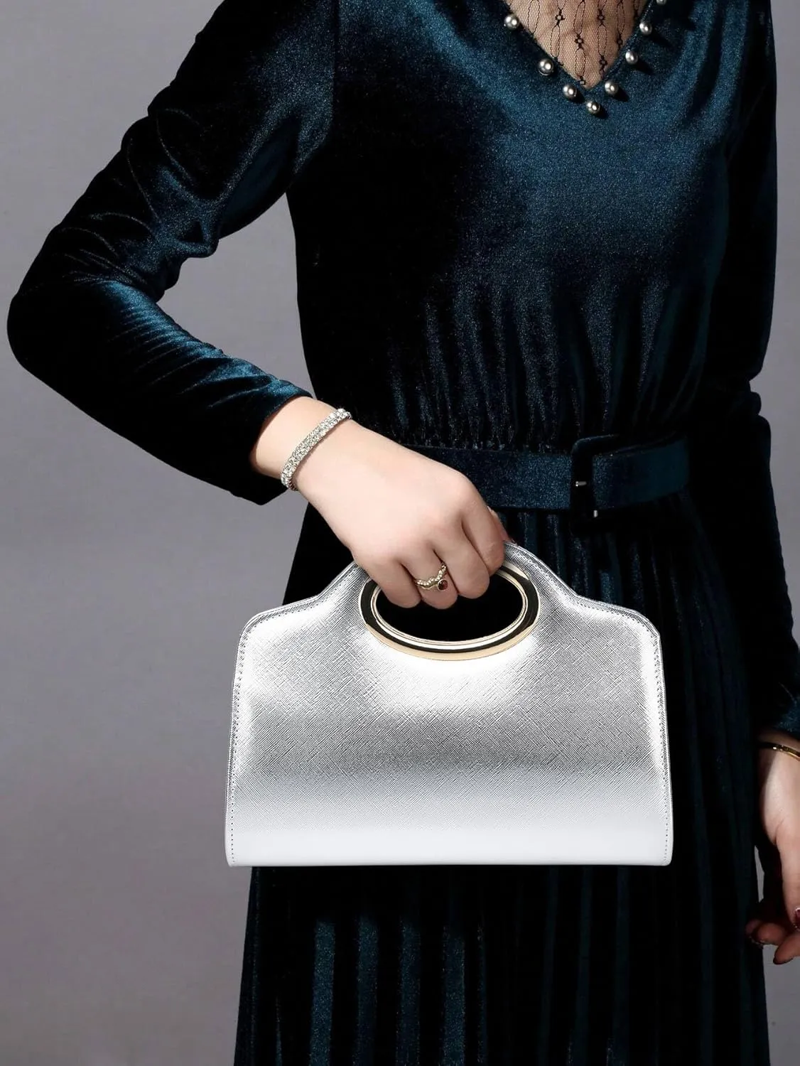 Top Metal Handle Clutch Bags for Women, Evening Handbag Shoulder Crossbody Purse with Chain