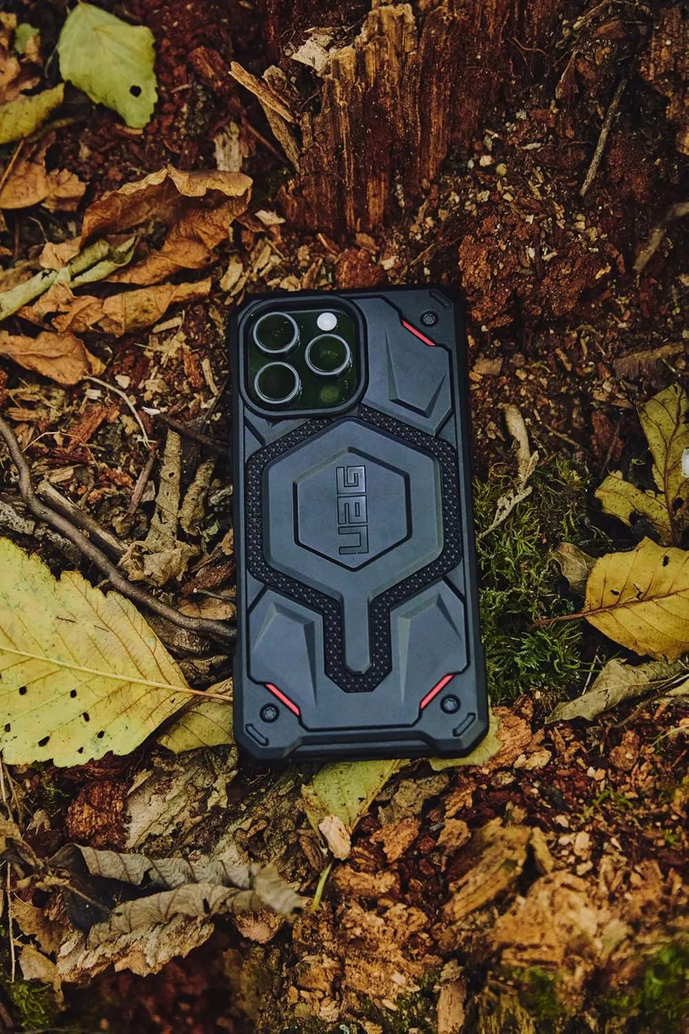 URBAN ARMOR GEAR UAG Designed for iPhone 16 Pro Max Case 6.9" Monarch Pro - Compatible with MagSafe Charging Rugged Heavy Duty Shockproof Anti-Slip Military Grade Protective Cover, Kevlar Black