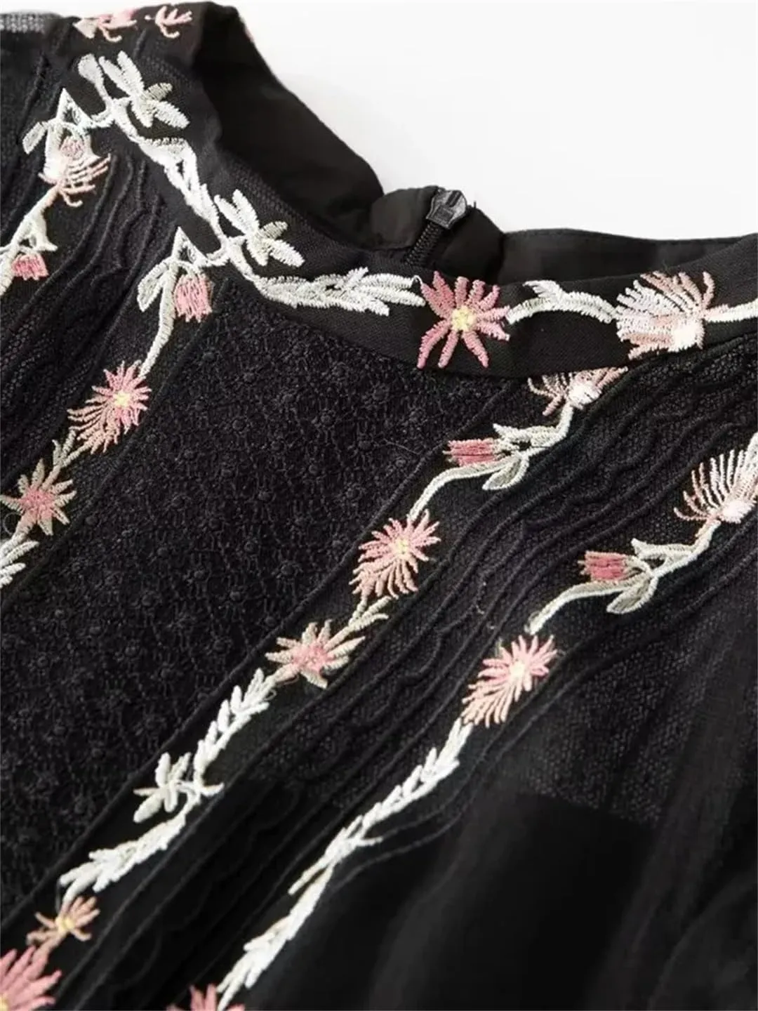 Women Tulle Summer Dress Flare Sleeve Vintage Flower Embroidery A-Line Mesh Party Midi Dresses