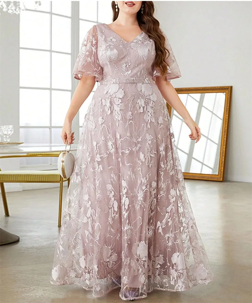 Women's Plus Size V-Neck Lace Embroidered Flare Sleeve Dress Elegant Short Sleeve A-Line Midi Dress