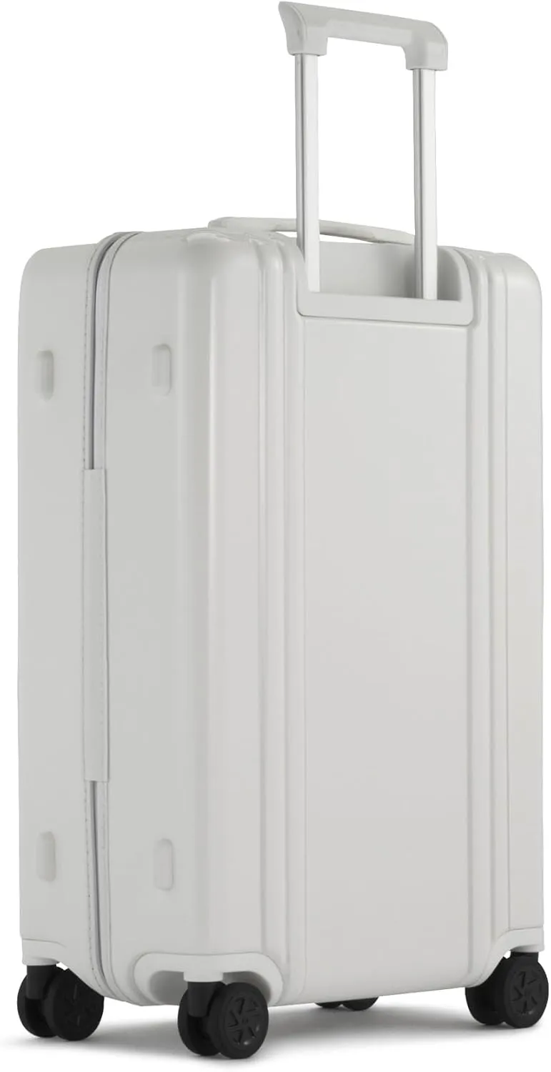ZERO Halliburton Classic Lightweight 4.0 Medium Hardside Travel Case, 26-Inch, Four Dual Spinner Wheels, TSA Accepted Lock, Telescoping Pull Handle, 60L, Gloss Finish- White